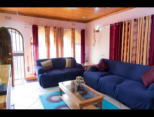 3 BEDROOM HOUSE RENTED IN RYLANDS